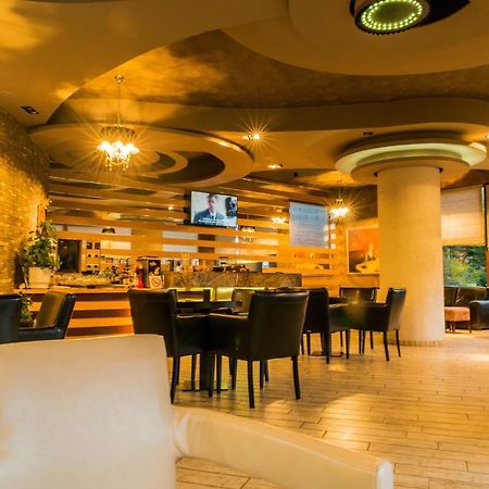 Hotel George 코르처 외부 사진