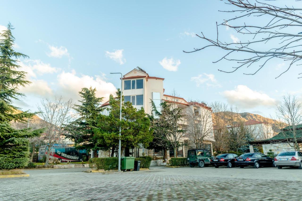 Hotel George 코르처 외부 사진