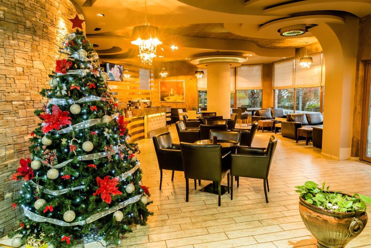 Hotel George 코르처 외부 사진