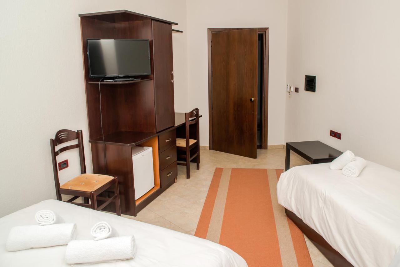 Hotel George 코르처 외부 사진
