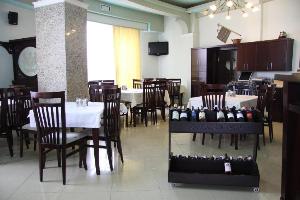 Hotel George 코르처 외부 사진