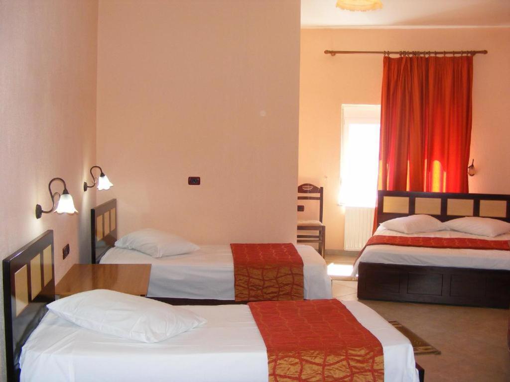 Hotel George 코르처 외부 사진